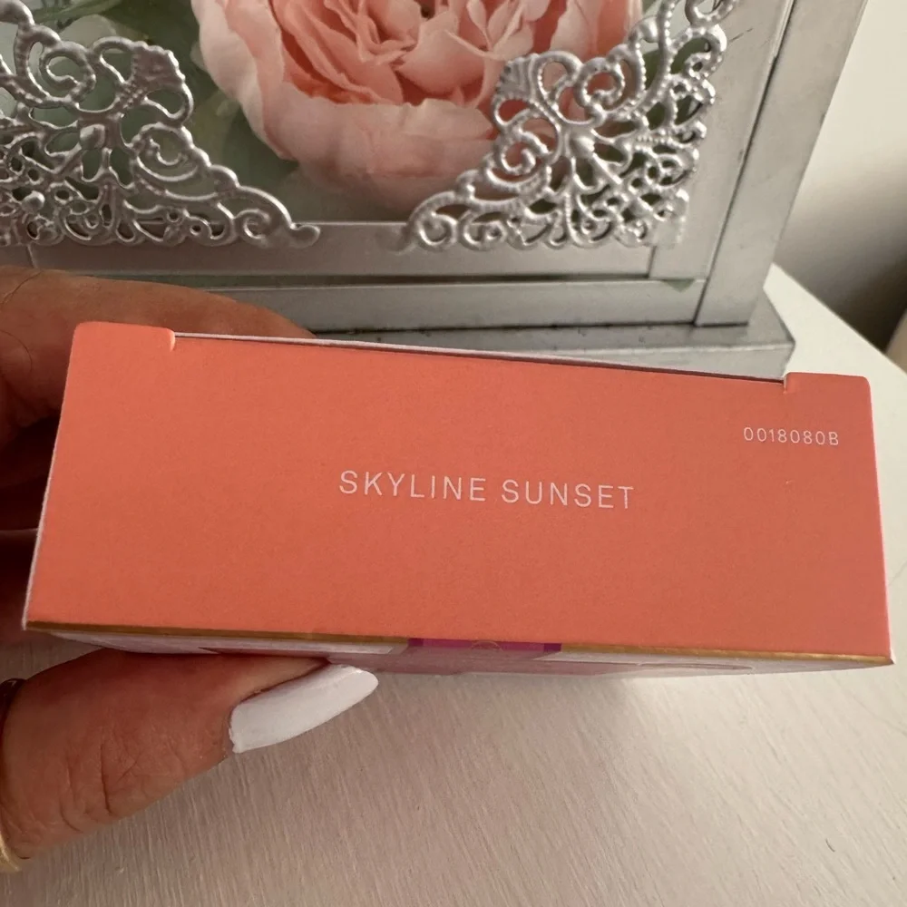 LAURA GELLER LIMITED EDITION MARBLEIZED BLUSH COLOR SKYLINE SUNSET